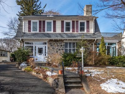 16 Oakdale Avenue, New Rochelle, NY, 10801
