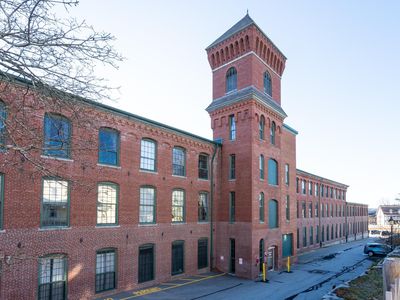 100 Main Street #M10, Pembroke, NH, 03275