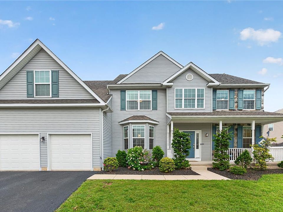 1st image of 2009 Woodbridge Ln