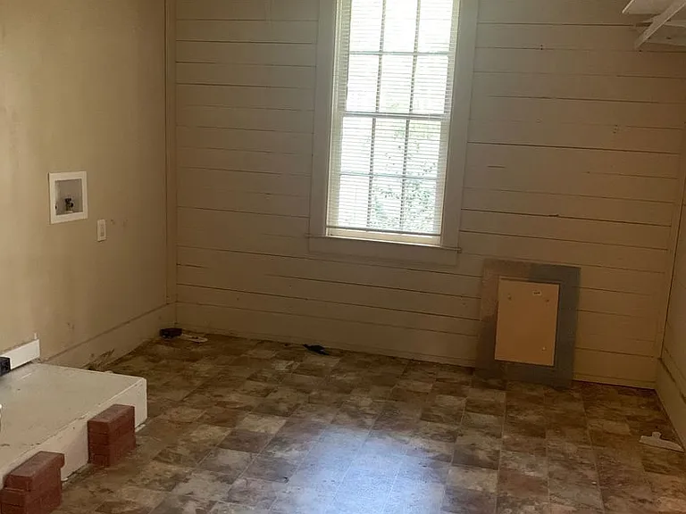 3485 Wellington Rd — Photo 9