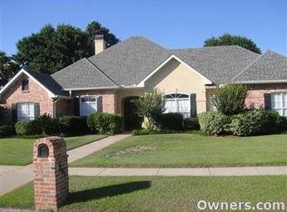 203 Remington Dr, Lafayette, LA 70503