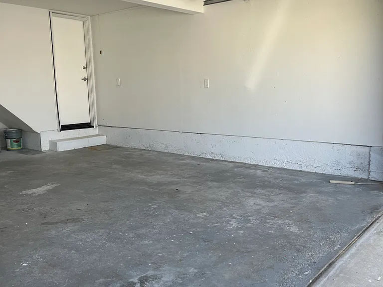 2-car Garage