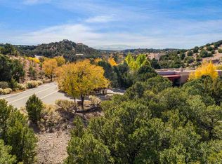 1008 Sierra Del Norte, Santa Fe, NM 87501