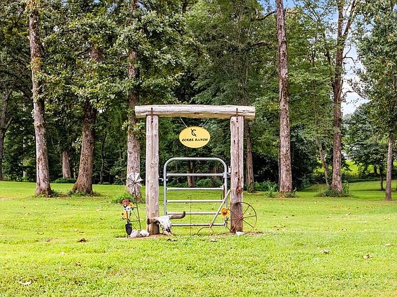 3rd image of 6432 Divider And Natchez Trace Rd