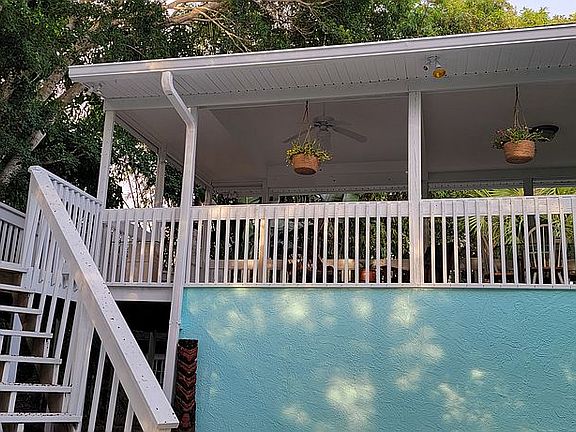 4th image of 120 Shoreland Dr