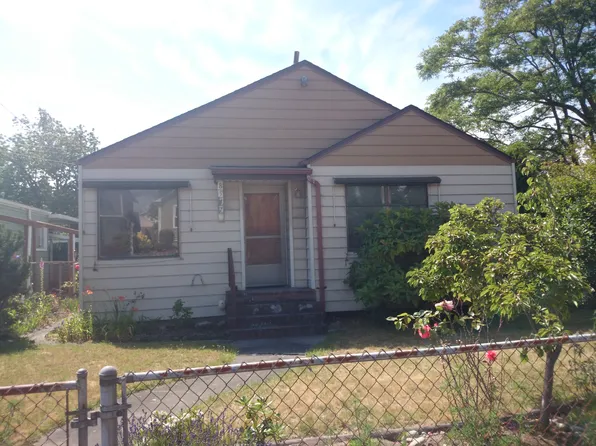 8547 17th Ave NW, Seattle, WA 98117