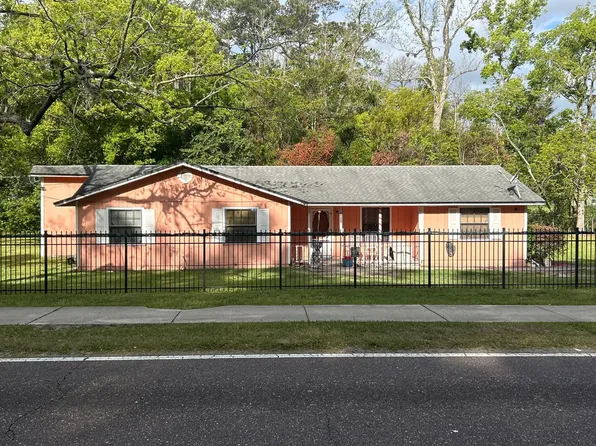 9820 Ribault Ave, Jacksonville, FL 32208