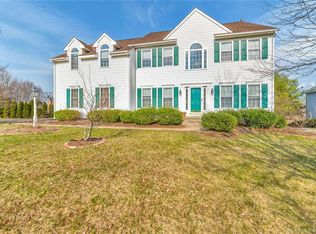5 Stedman Cir, South Windsor, CT 06074