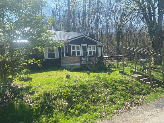 5th image of 1760 Jordan Hollow Rd
