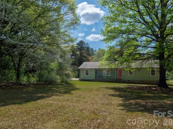 5219 New Town Rd, Waxhaw, NC 28173