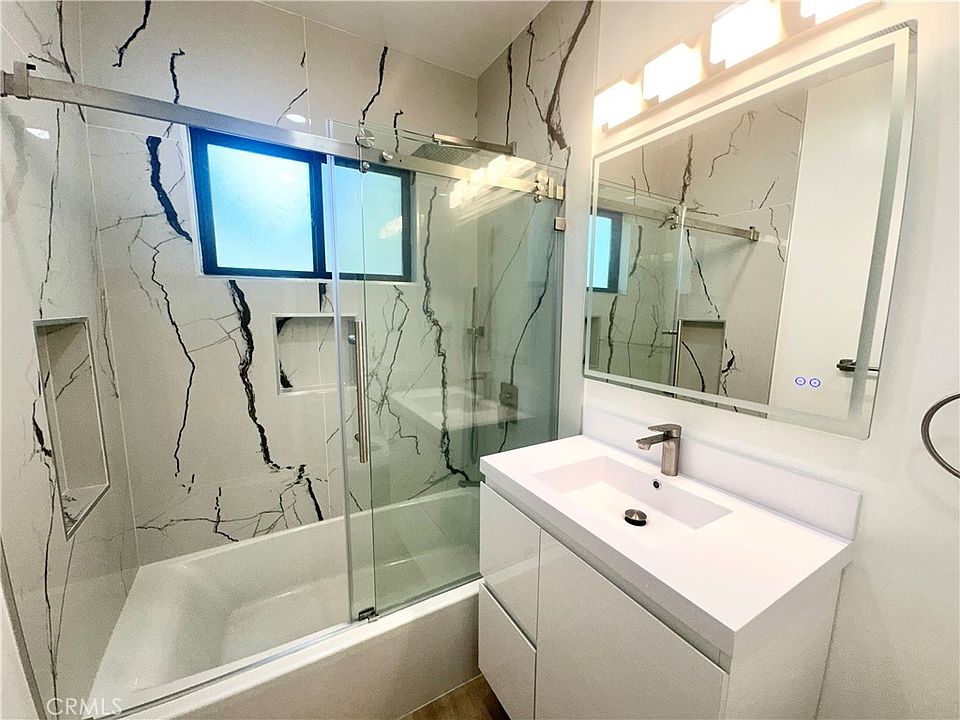 1st image of 301 Ashland Ave APT 2