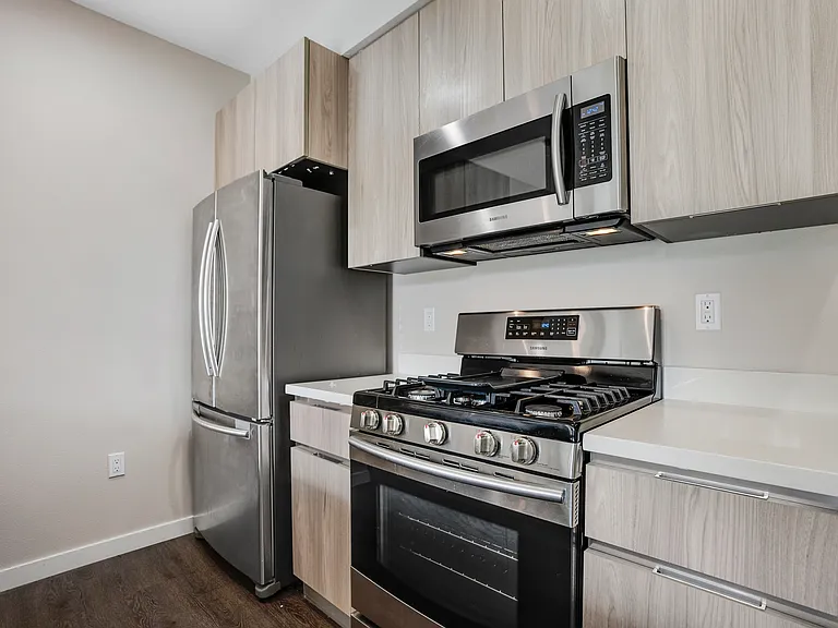 16300 Ventura Blvd #201 — Photo 15