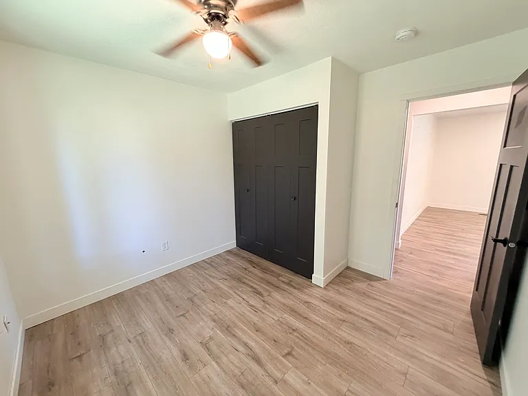 318 N Park St — Photo 23