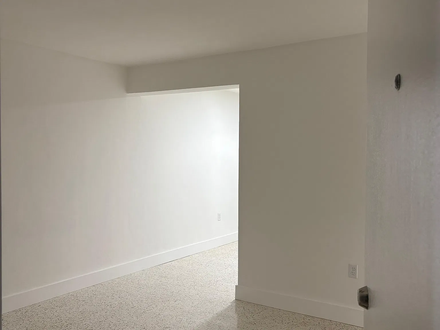 2 bed, $2,200 — Photo 4