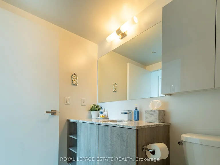 31 Tippett Rd #657 — Photo 20