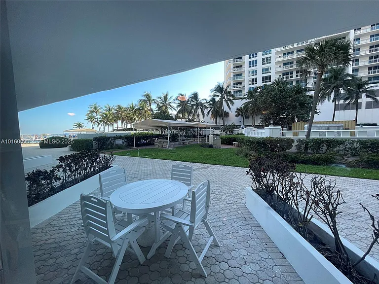 3505 S Ocean Dr #105 — Photo 6