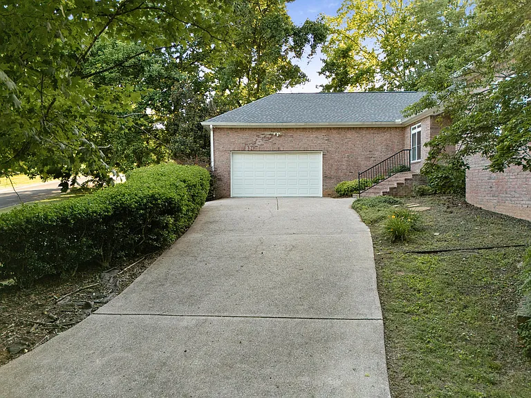 604 Georgian Way #A — Photo 36
