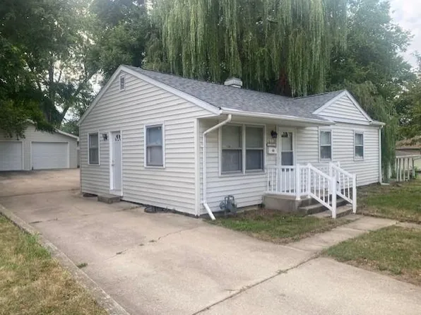 1612 Grant St, Beloit, WI 53511