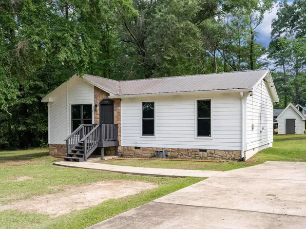 169 Concord Highland Dr, Bessemer, AL 35023