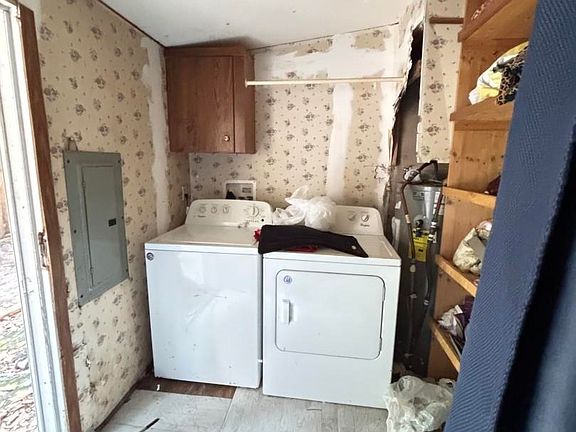 5th image of 1247 Bennett Loop Rd.