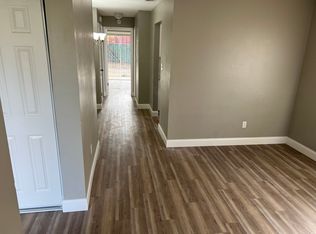 11711 N 15th St APT 4, Tampa, FL 33612