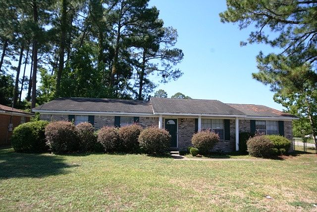1st image of 1115 Continental Dr
