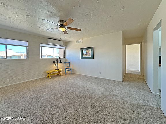 2nd image of 1745 S Jones Blvd #K206