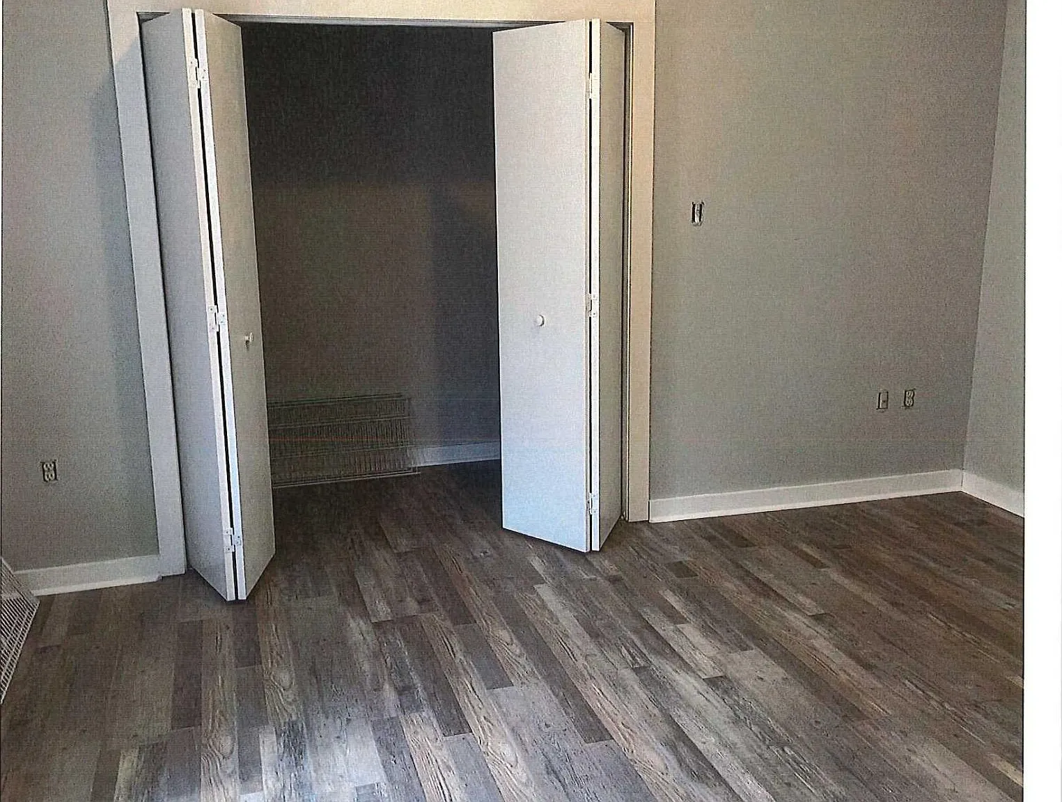 2 bed, 1000 sqft, $1,250 — Photo 4