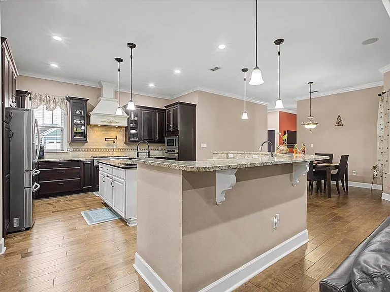 3078 Dickinson Dr — Photo 43