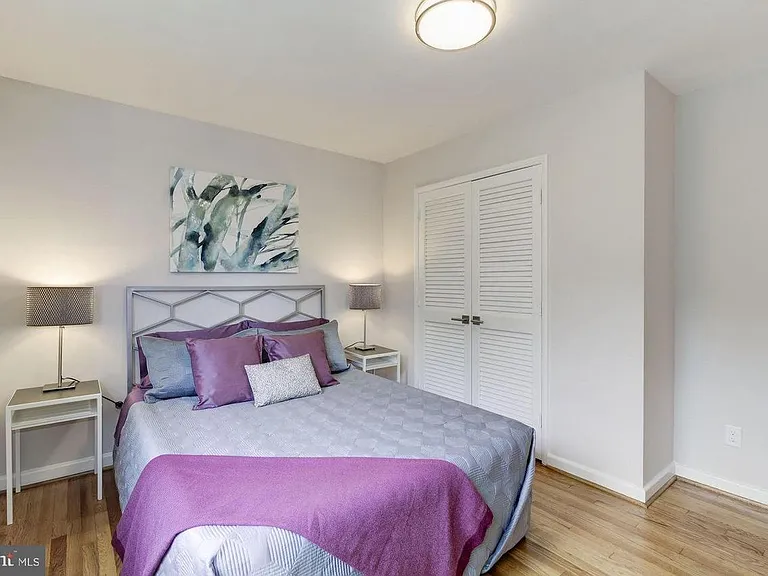 4004 Beecher St NW #301 — Photo 8