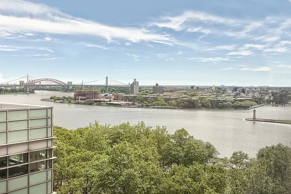 Sold by Brown Harris Stevens | media 23