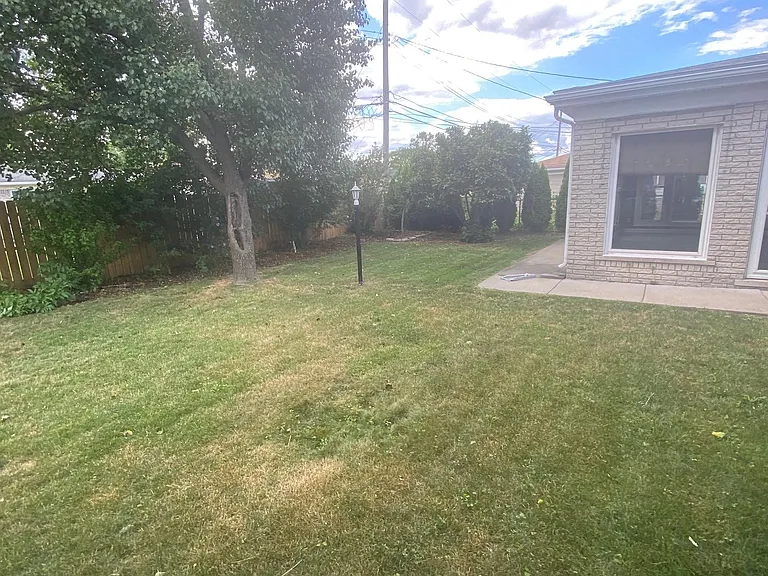 28137 Aline Dr — Photo 23