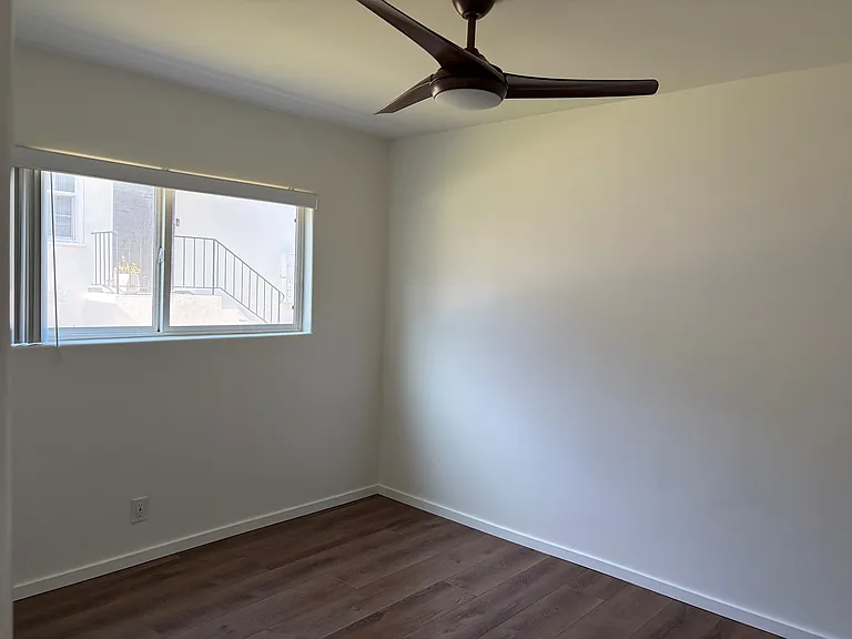 525 E Franklin Ave #2 — Photo 9