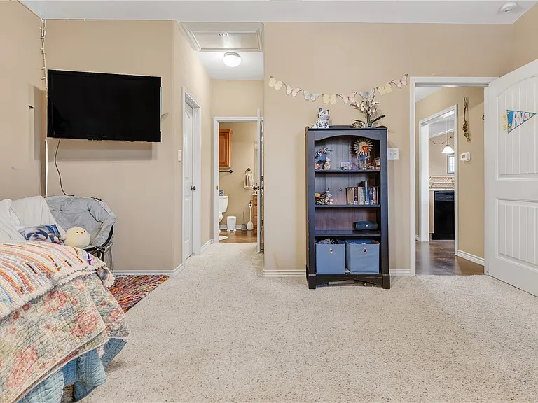 3321 General Pkwy — Photo 11