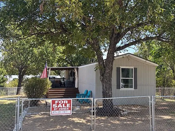 108 Elizabeth Dr, Spicewood, TX 78669