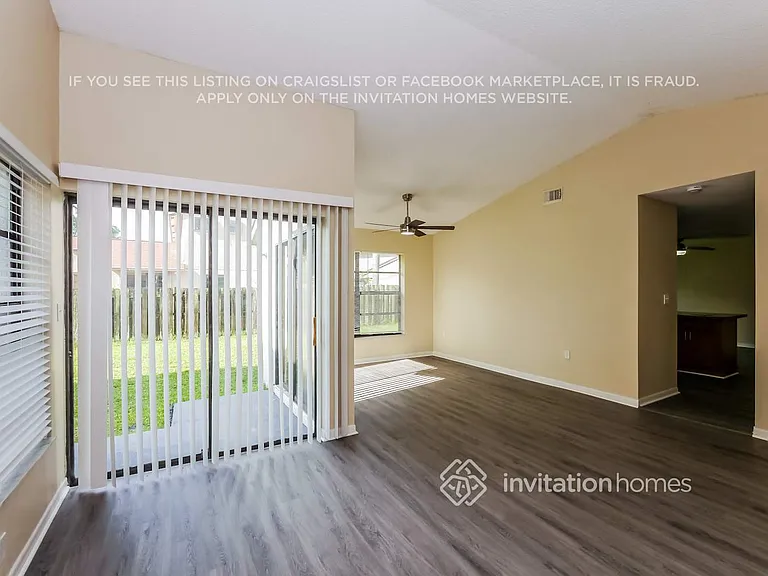 14710 Cedar Creek Pl — Photo 7