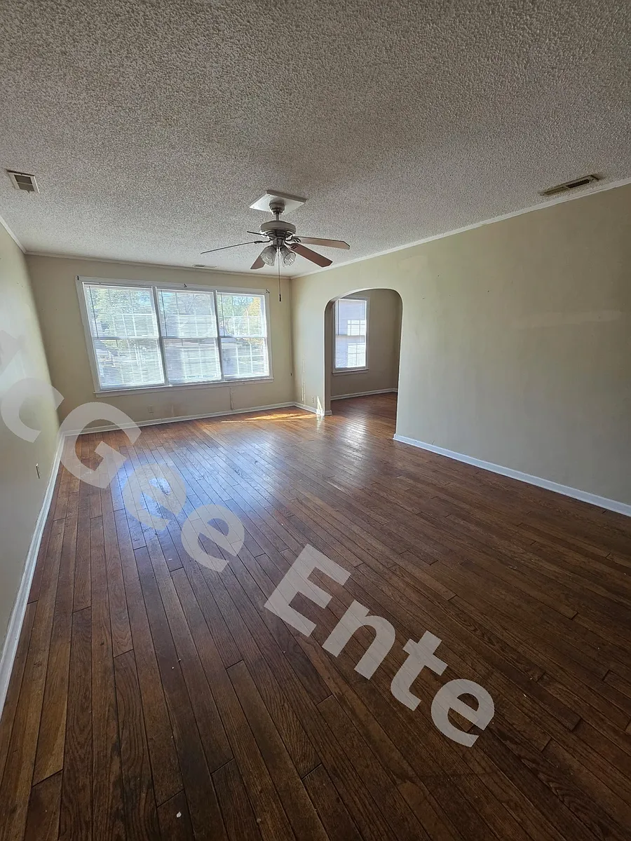 Building Photo - 434 Poplar St #F