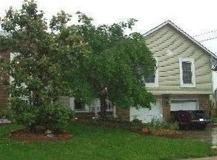 15900 W 154th St, Olathe, KS 66062