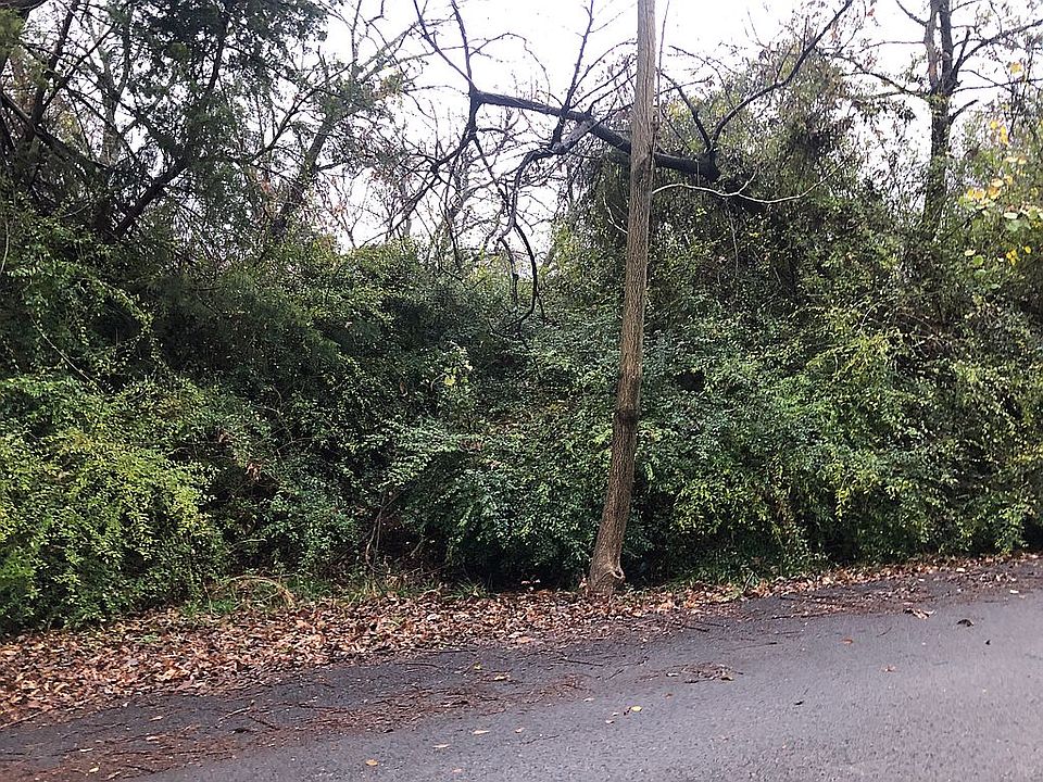 1st image of 2428 Oakdale Ave