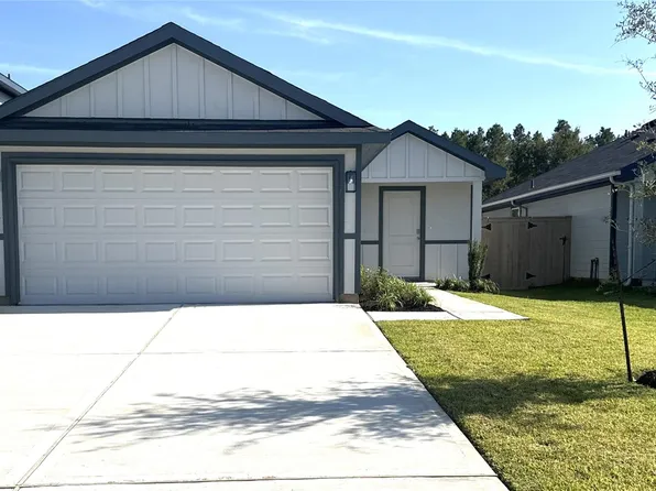 14327 Leafy Willow Dr, Splendora, TX 77372