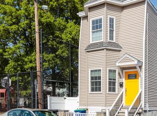 11 Florence St, Somerville, MA 02145