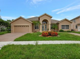 21698 Abington Ct, Boca Raton, FL 33428