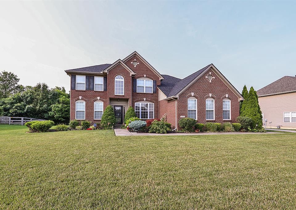 1st image of 7533 Cedarcrest Dr