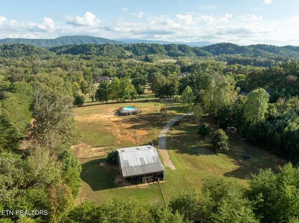 6051 Lindrick Ln, Maryville, TN 37801