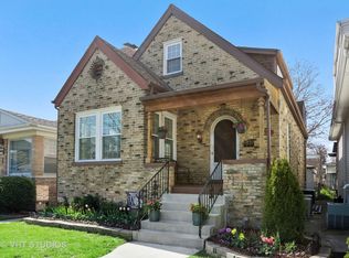 5427 W Rosedale Ave, Chicago, IL 60646