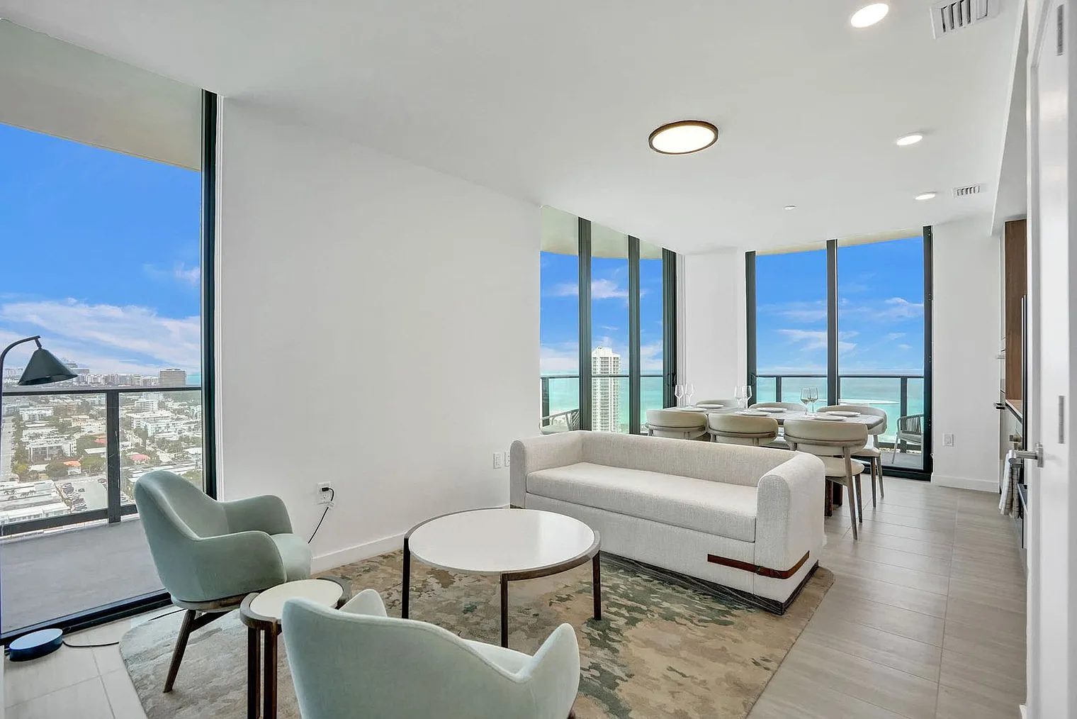 4 bed, 2.0 bath, $13,250 — Photo 1