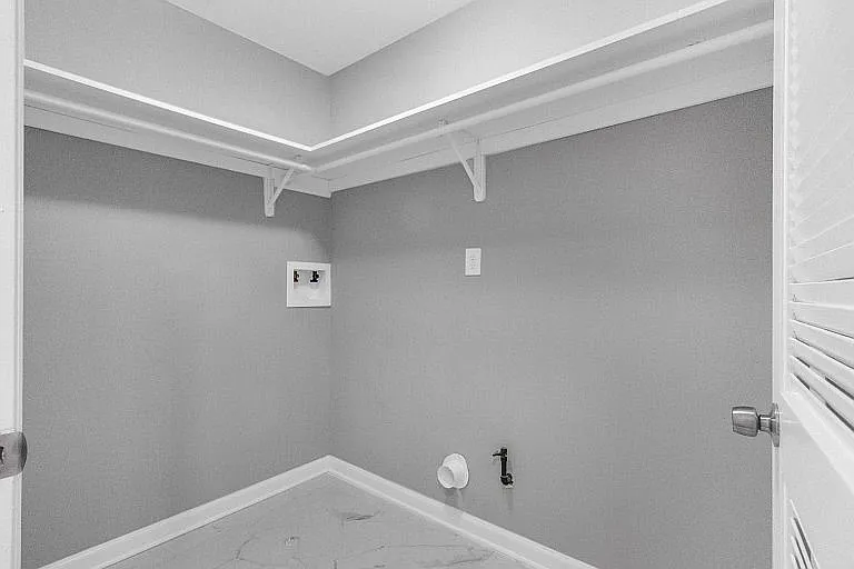 611 Meadow St #2 — Photo 6