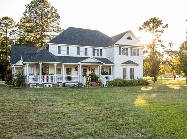 (undisclosed Address), Hampton, AR 71744