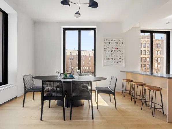 21 East 12th Street image 3 of 19