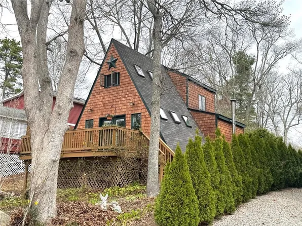 27 Ricks Rd, Charlestown, RI 02813